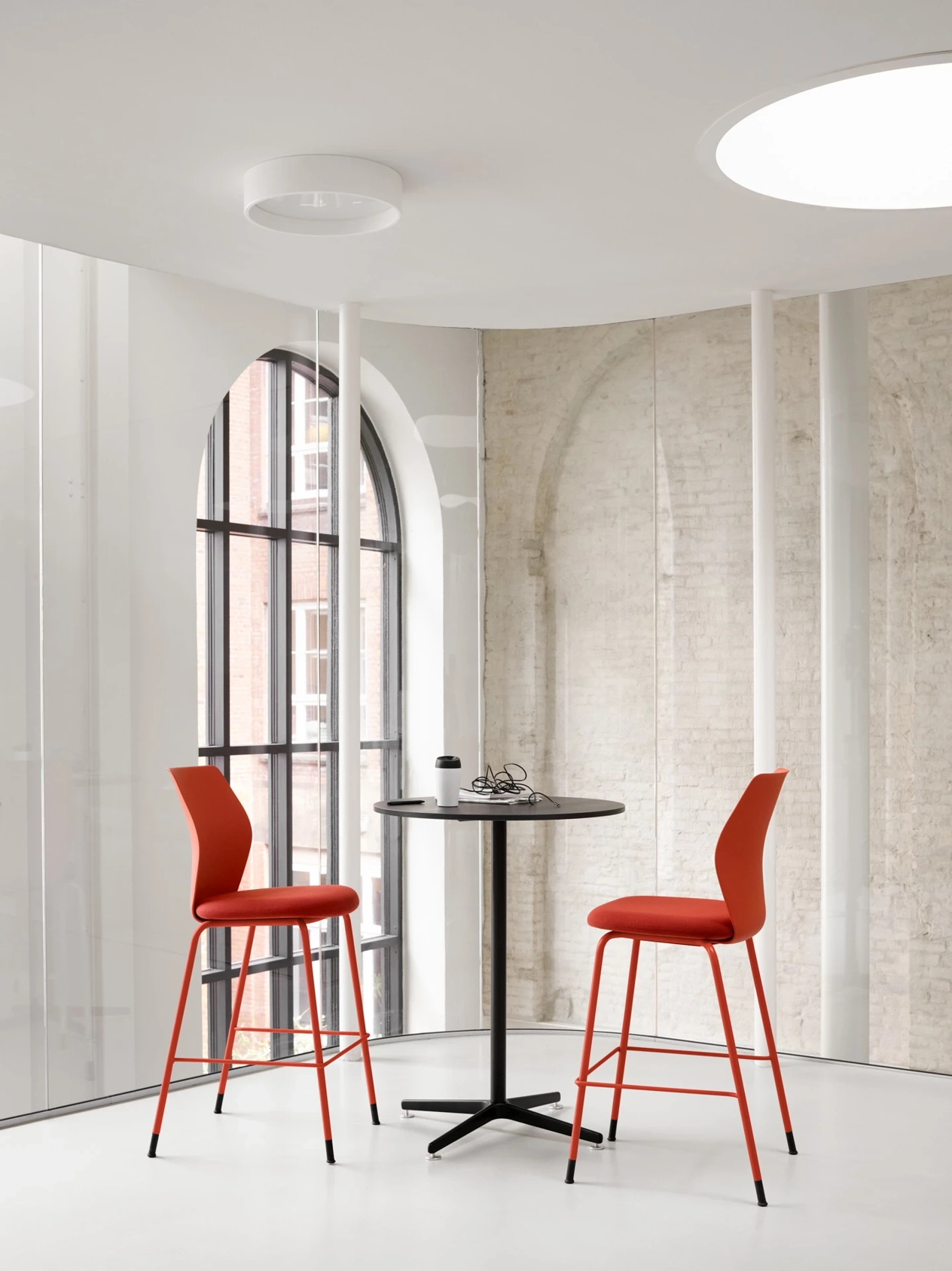 Contour_Stools No Arms